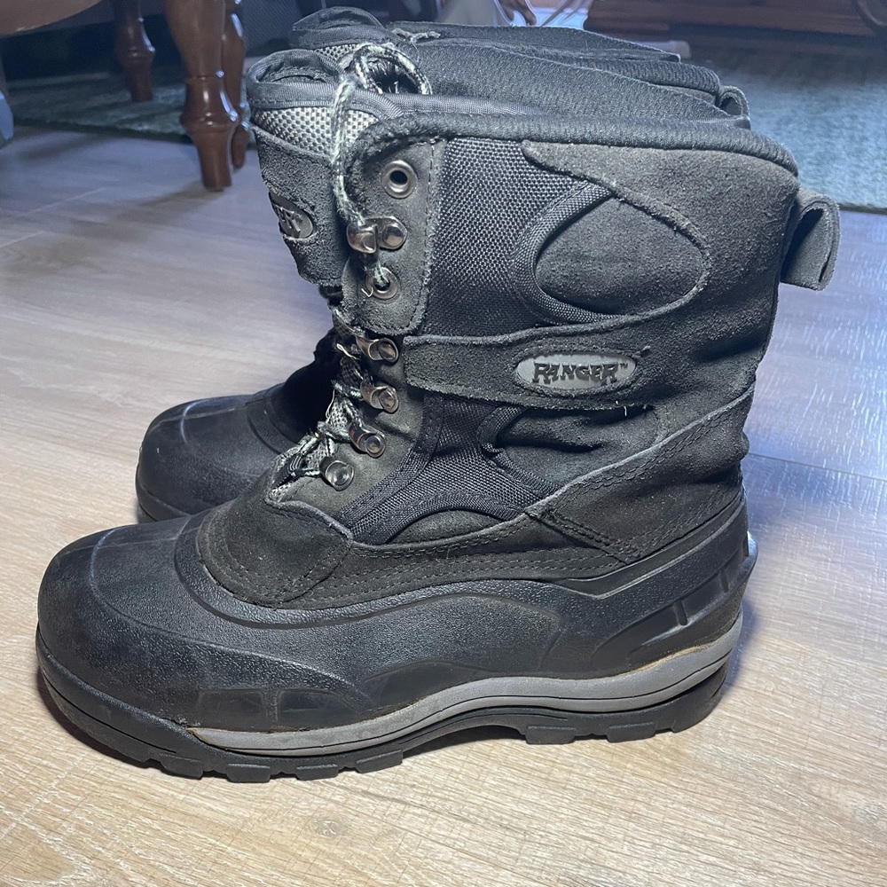 Ranger snow boots*